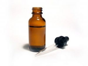 small-bottle-and-dropper-1473970-300x226
